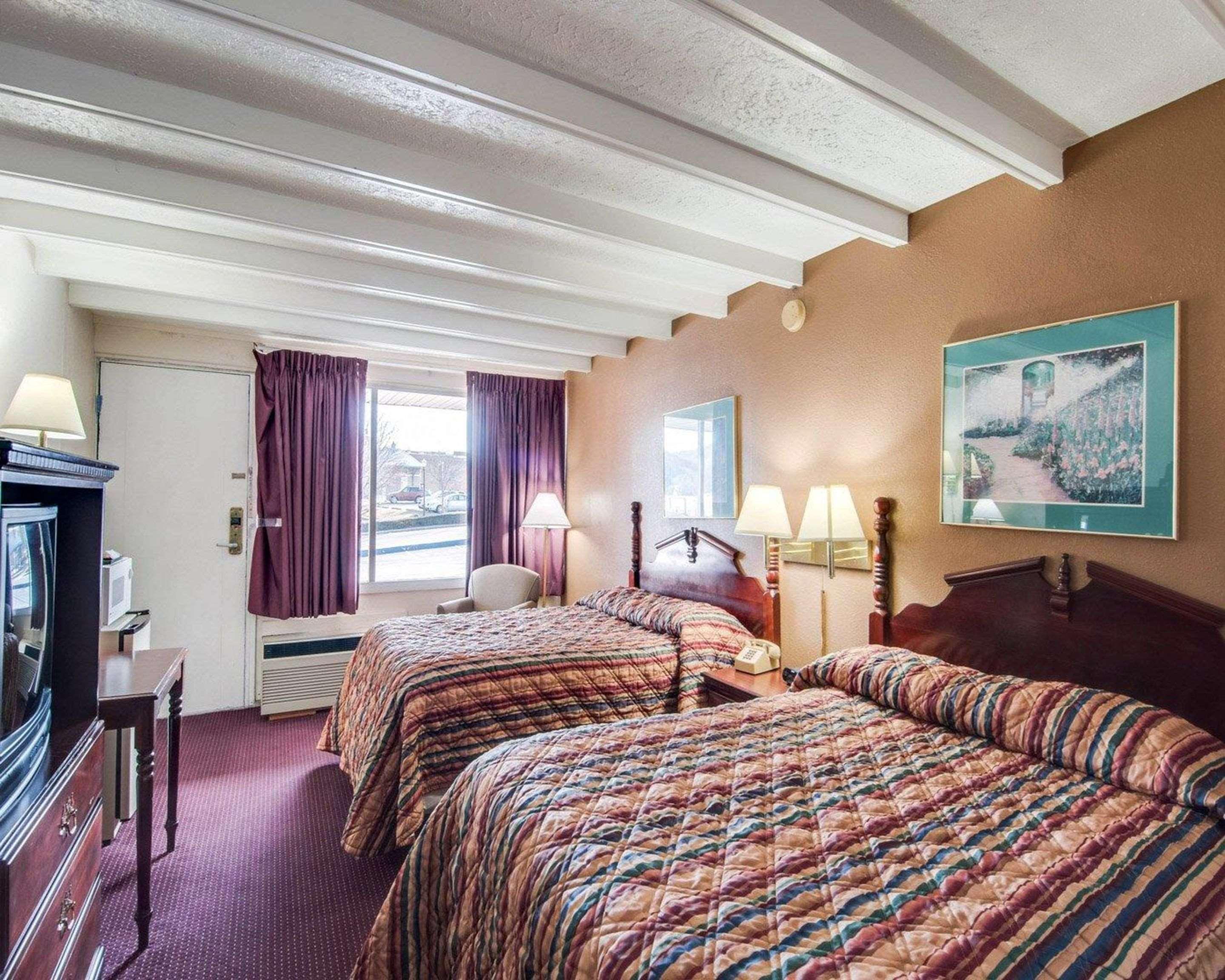 Rodeway Inn Galax Highway 58 Bagian luar foto